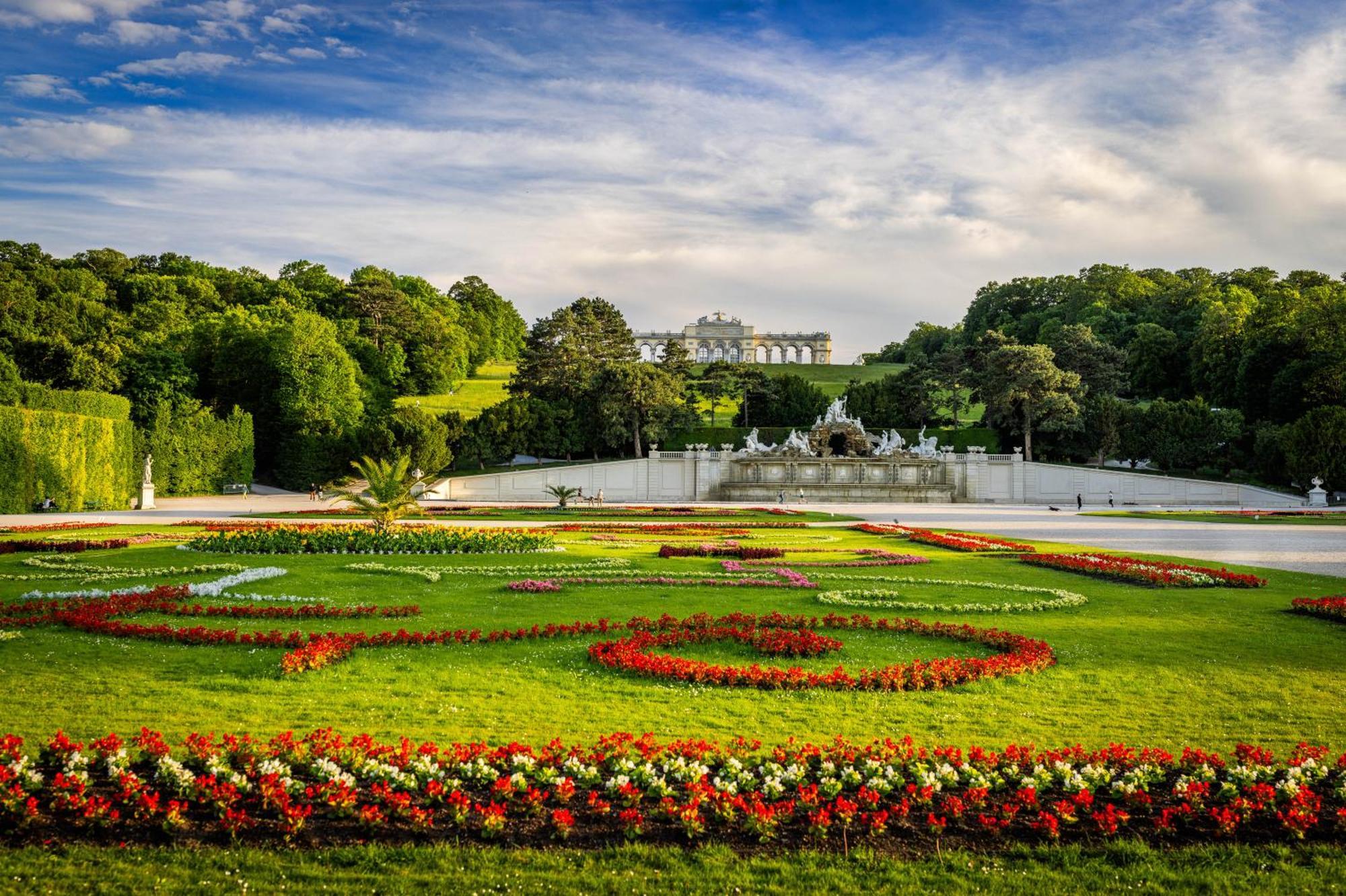 Lyf Schoenbrunn Vienna Exterior photo